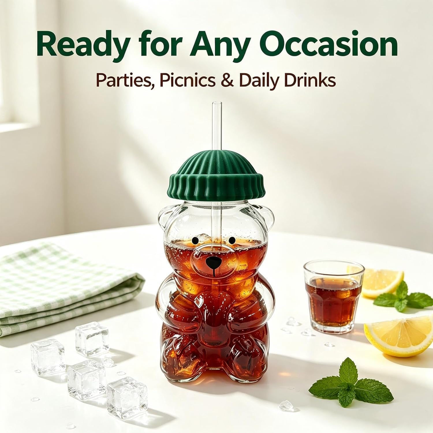 Cute Bear Glass Cup with Straw & Lid, 20Oz Glass Water Bottle for Cold/Hot Drinks, Cute Bear Pattern Mug, Christmas Day Birthday Gift (Green)